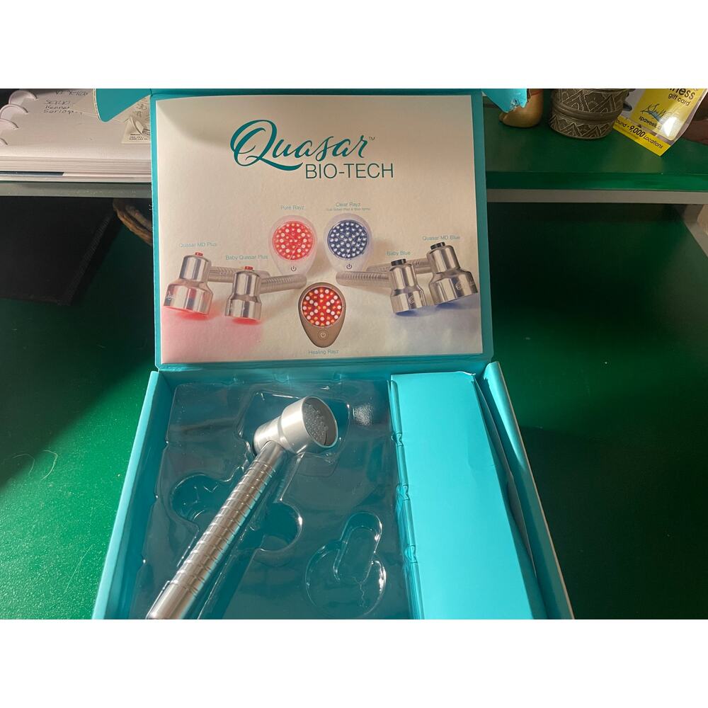 Quasar MD Baby Blue  LED Therapy Light for Blemishes NEW